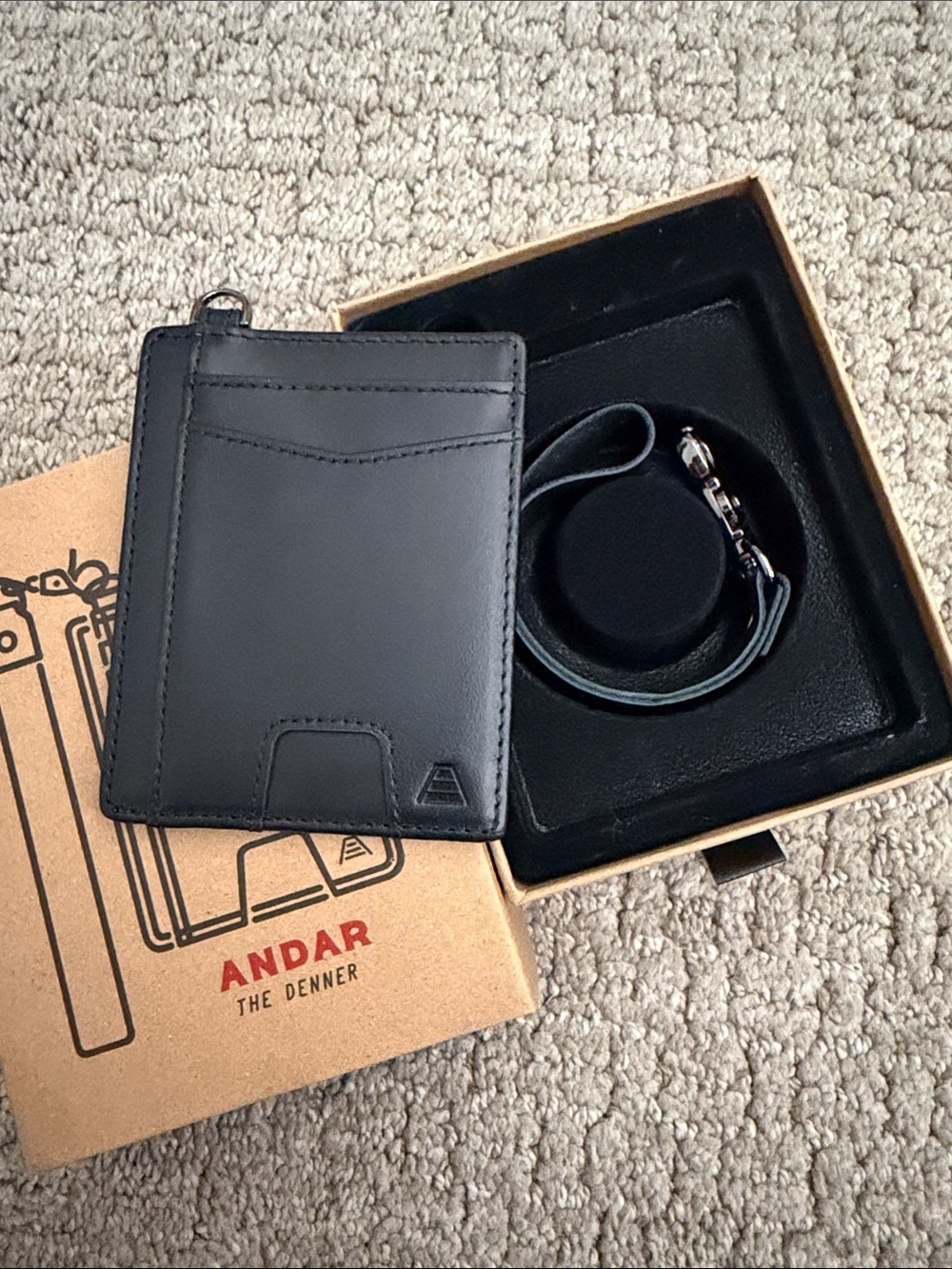 Andar - Denner - Black Leather Card Wallet with Detachable Lanyard
